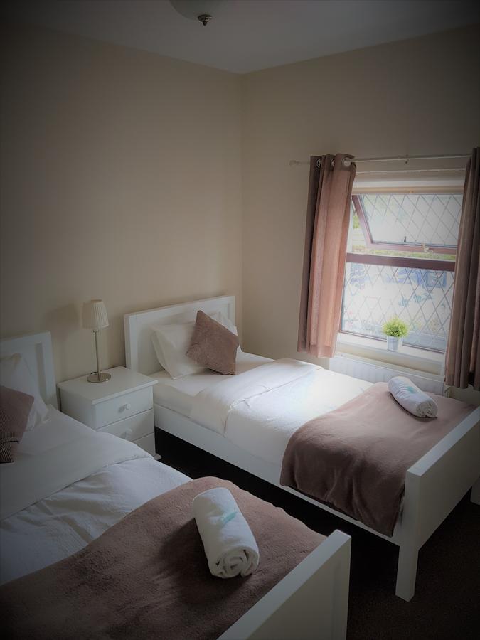 The Coach House Bed and Breakfast Roundwood Δωμάτιο φωτογραφία